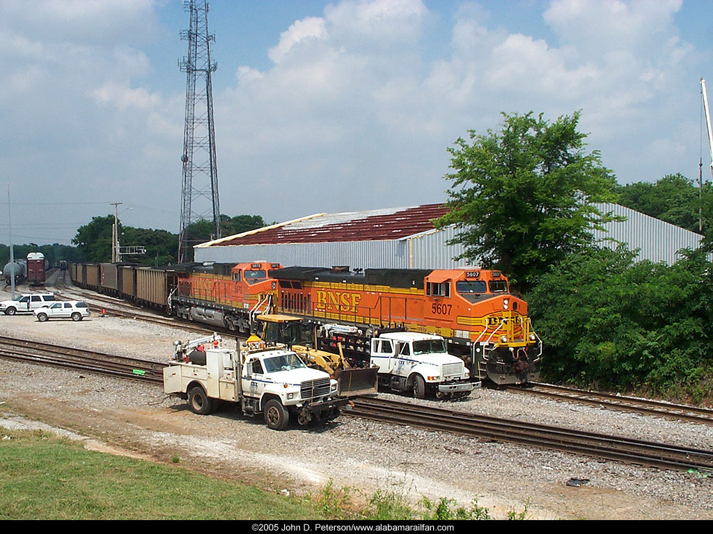 bnsf_5607.jpg